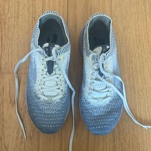 Brooks Levitate 2 running shoe